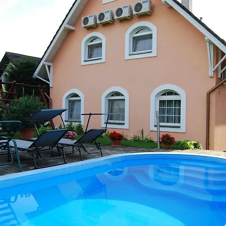 Pensjonat Barackvirag Vendeghaz Tihany