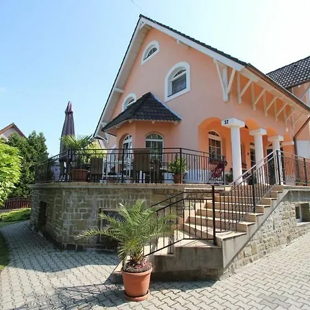 Pensjonat Barackvirag Vendeghaz